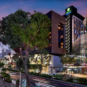 Express Orchard Road By Ihg Hotel
